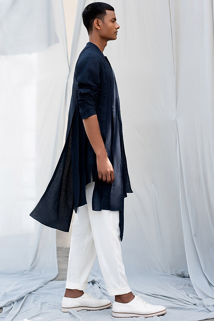 Navy Blue Short Kurta by Antar Agni Men at Pernia's Pop Up Shop