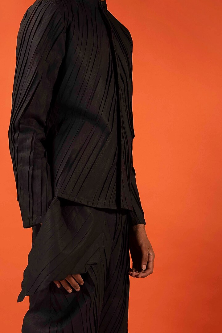 Black Pleated Cotton Wedding Shirt by Antar Agni Men at Pernia's Pop Up Shop