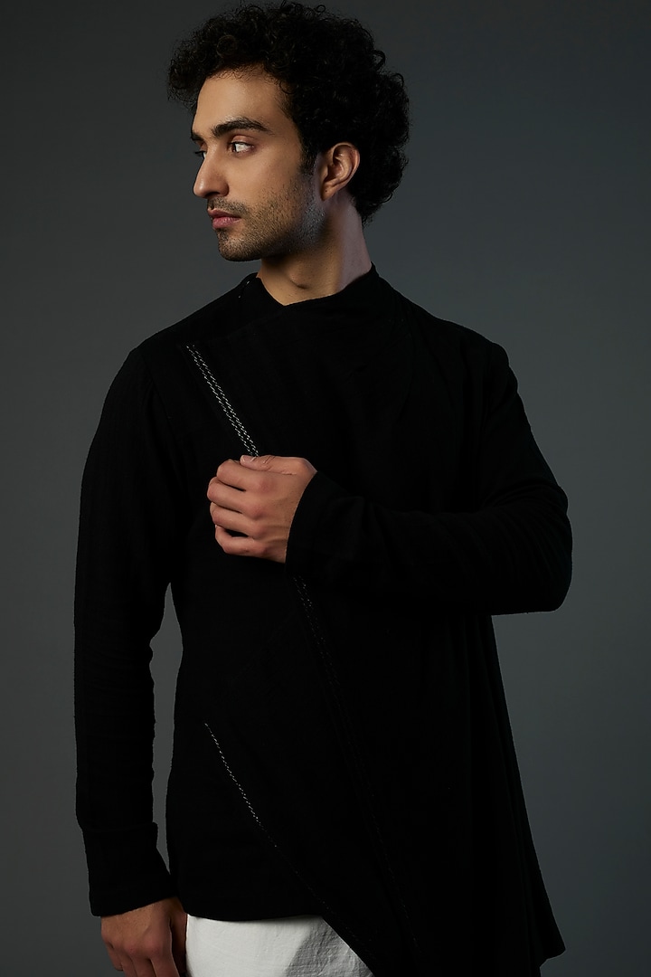 Black Handwoven Cotton Diagonal Kurta by Antar Agni Men at Pernia's Pop Up Shop