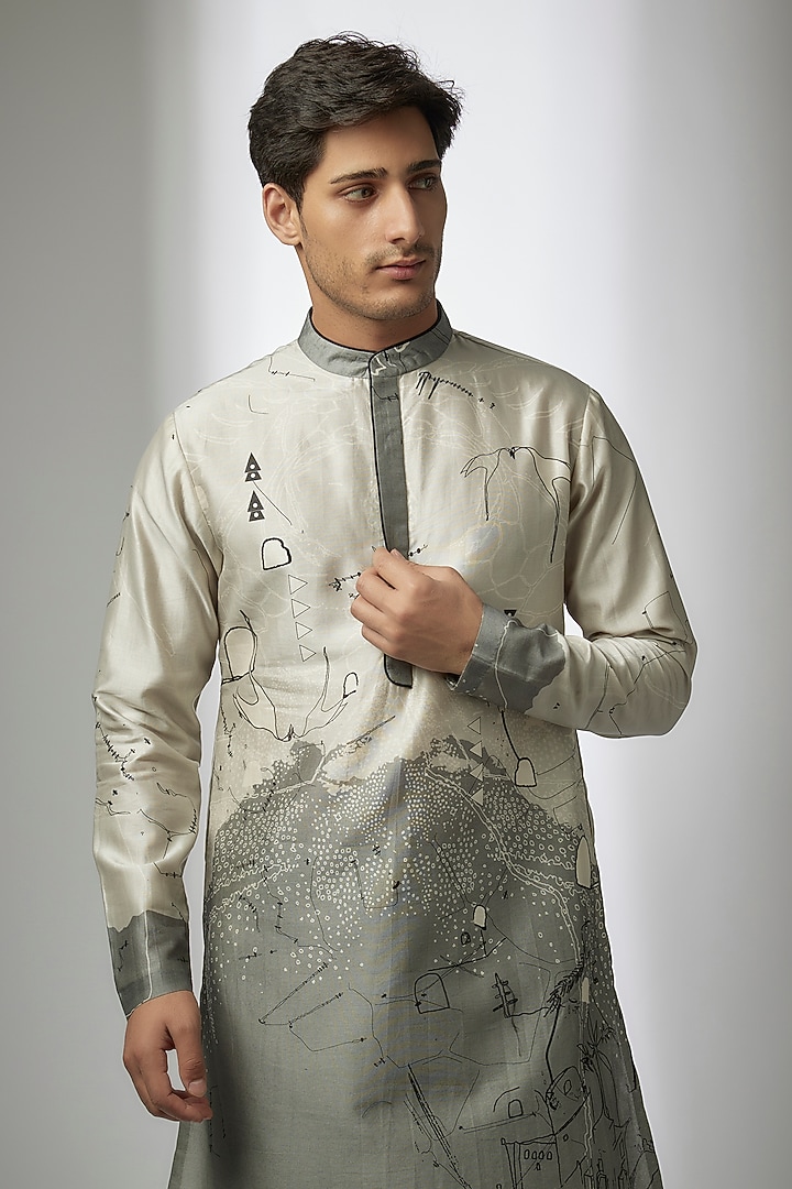 Grey & Ivory Cotton Silk Printed Kurta by Antar Agni Men at Pernia's Pop Up Shop
