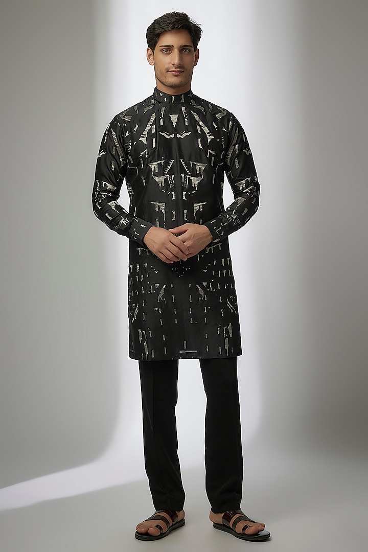 Grey Cotton Silk Printed Kurta by Antar Agni Men