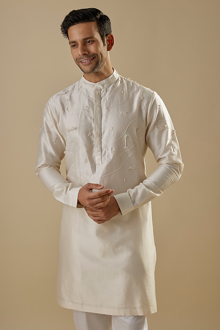 Ivory Cotton Silk Embroidered Kurta by Antar Agni Men at Pernia's Pop Up Shop