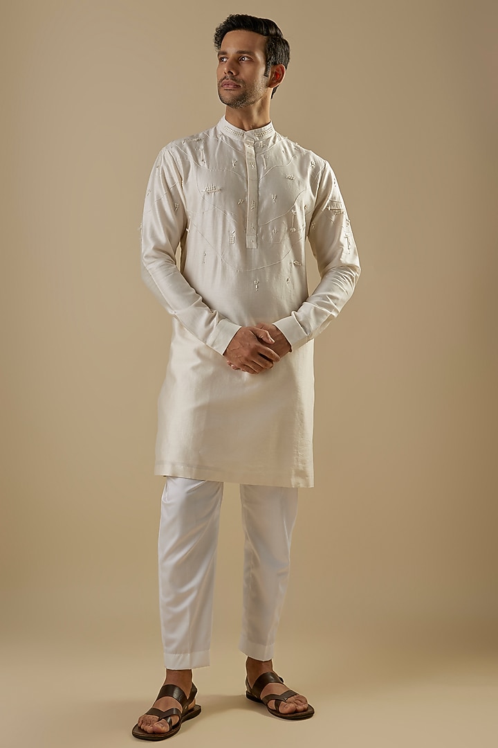 Ivory Cotton Silk Embroidered Kurta by Antar Agni Men at Pernia's Pop Up Shop