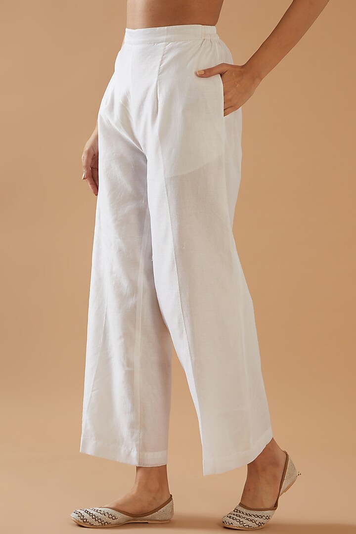 White Chanderi Silk Embroidered Kurta Set by ANGSA BY NIDHIR & SHELLY at Pernia's Pop Up Shop