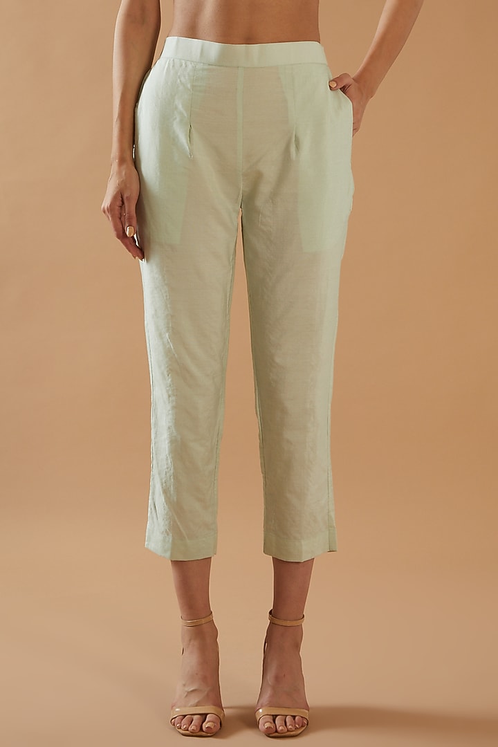 Pastel Green Chanderi Silk Embroidered Kurta Set by ANGSA BY NIDHIR & SHELLY at Pernia's Pop Up Shop