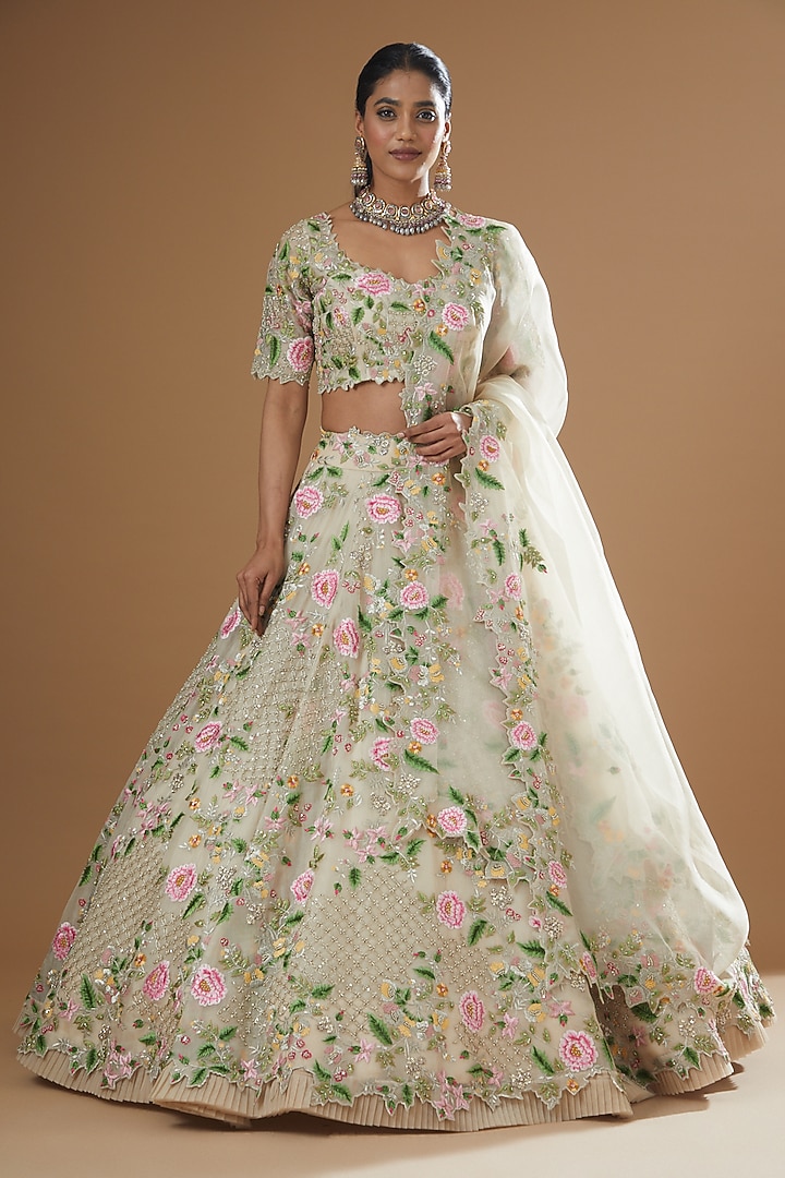 White Organza Embroidered Bridal Lehenga Set by Anushree Reddy at Pernia's Pop Up Shop