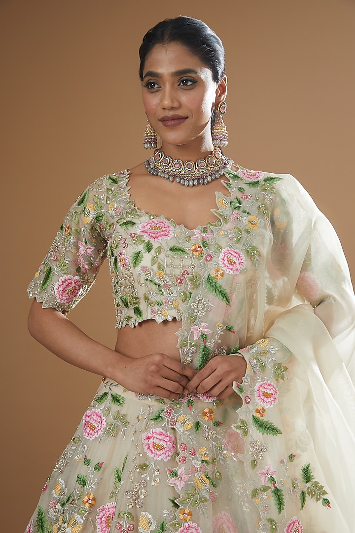White Organza Embroidered Bridal Lehenga Set by Anushree Reddy at Pernia's Pop Up Shop
