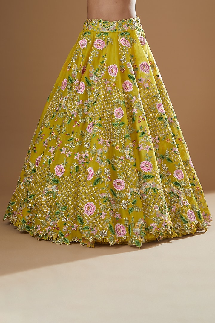 Yellow Organza Embroidered Bridal Lehenga Set by Anushree Reddy at Pernia's Pop Up Shop