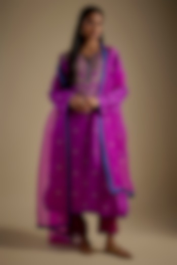 Purple Dupion Silk Hand Embroidered Kurta Set by Anushree Reddy at Pernia's Pop Up Shop