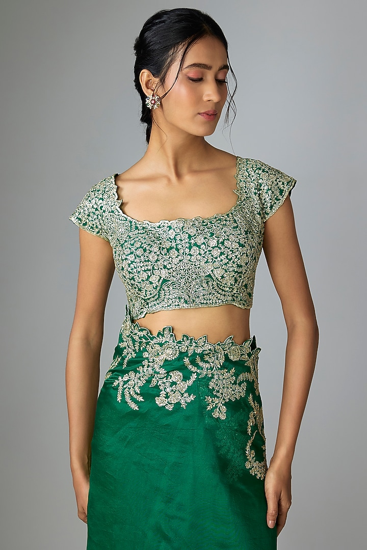 Emerald Green Organza Embroidered Ruffled Reception Saree Set by Anushree Reddy at Pernia's Pop Up Shop
