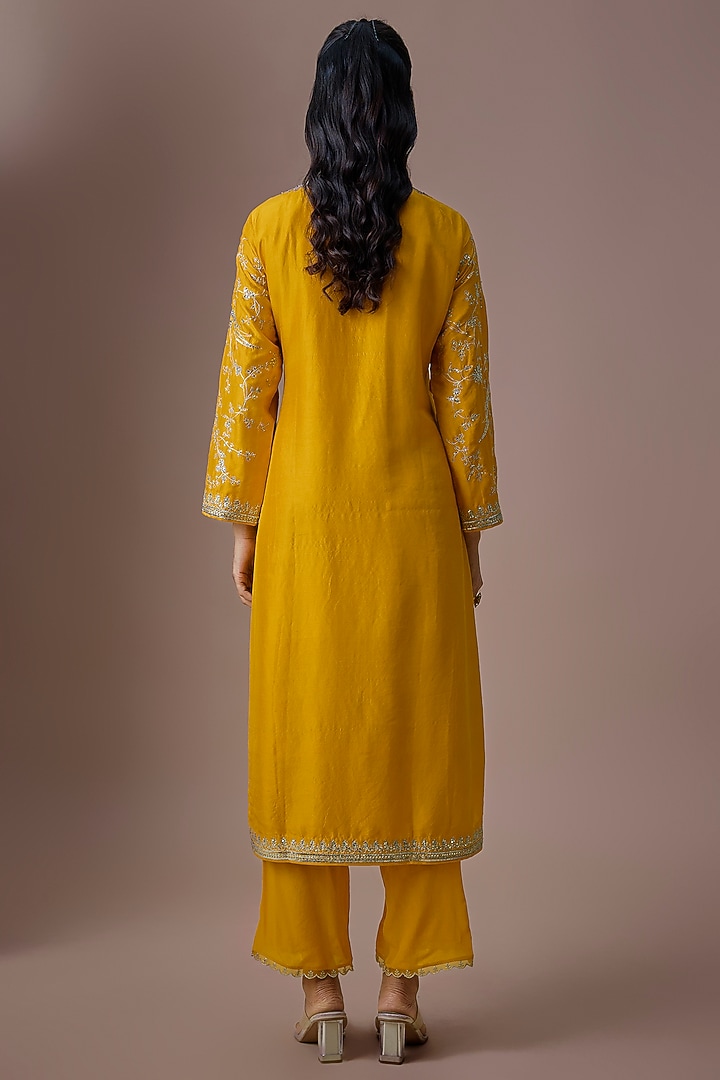 Mustard Yellow Dupion Silk Kurta Set by Anushree Reddy at Pernia's Pop Up Shop
