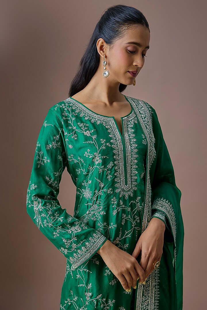 Emerald Green Dupion Silk Kurta Set by Anushree Reddy at Pernia's Pop Up Shop