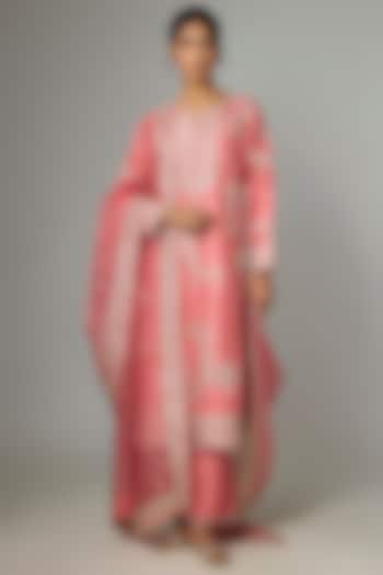 Peach Dupion Silk & Cotton Silk Embroidered Kurta Set by Anushree Reddy at Pernia's Pop Up Shop