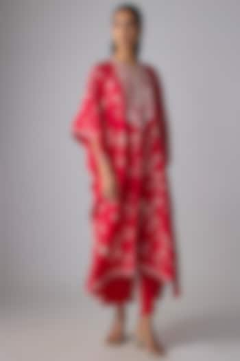 Cherry Red Dupion Silk Thread Work Kaftan Set by Anushree Reddy at Pernia's Pop Up Shop