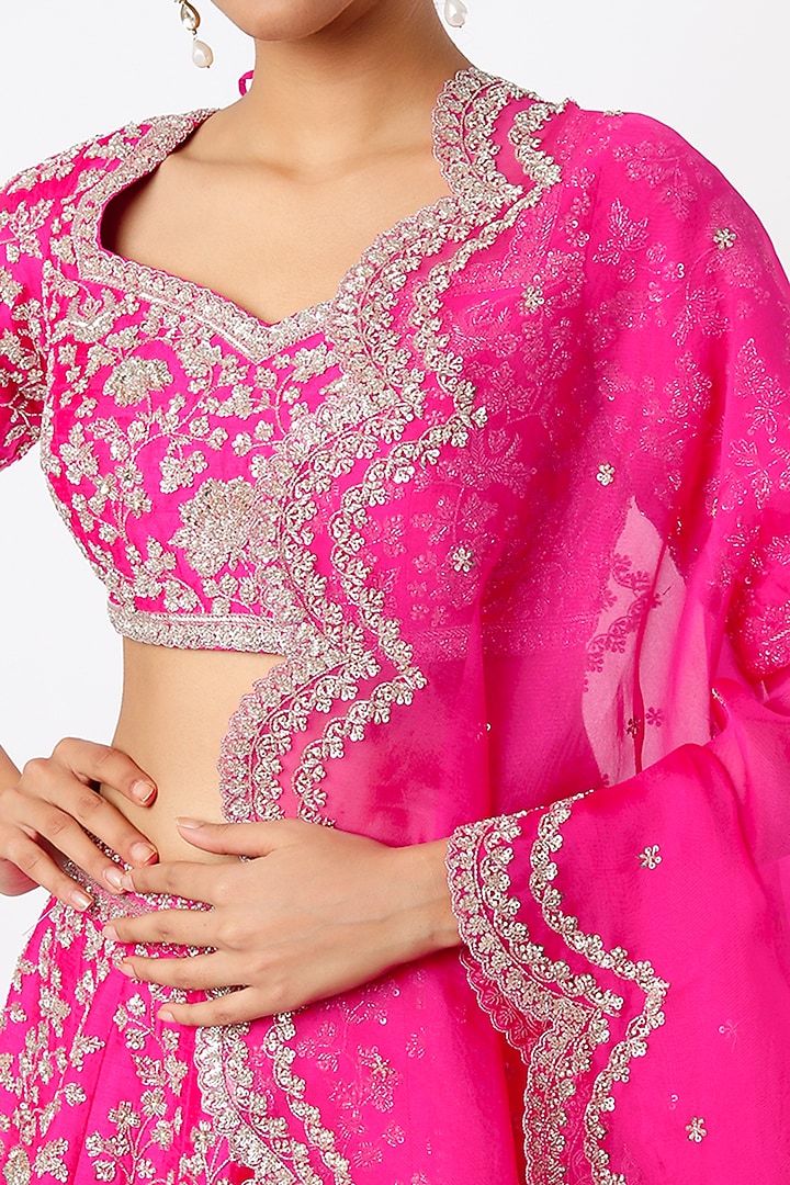 Hot Pink Embroidered Scalloped Bridal Lehenga Set by Anushree Reddy at Pernia's Pop Up Shop