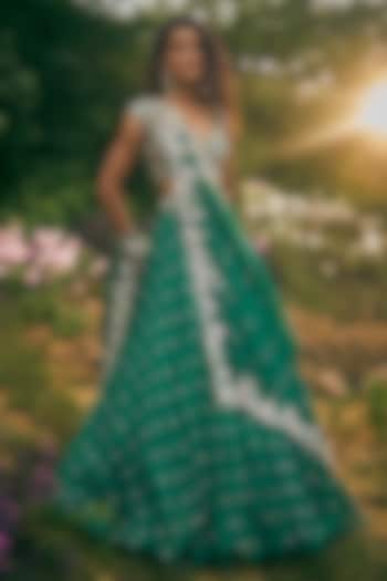 Emerald Green Organza Embroidered Bridal Lehenga Set by Anushree Reddy at Pernia's Pop Up Shop