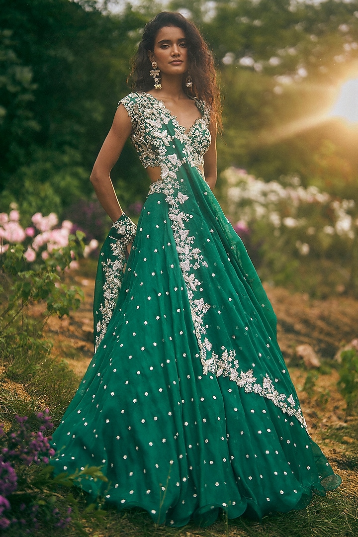 Emerald Green Organza Embroidered Bridal Lehenga Set by Anushree Reddy at Pernia's Pop Up Shop