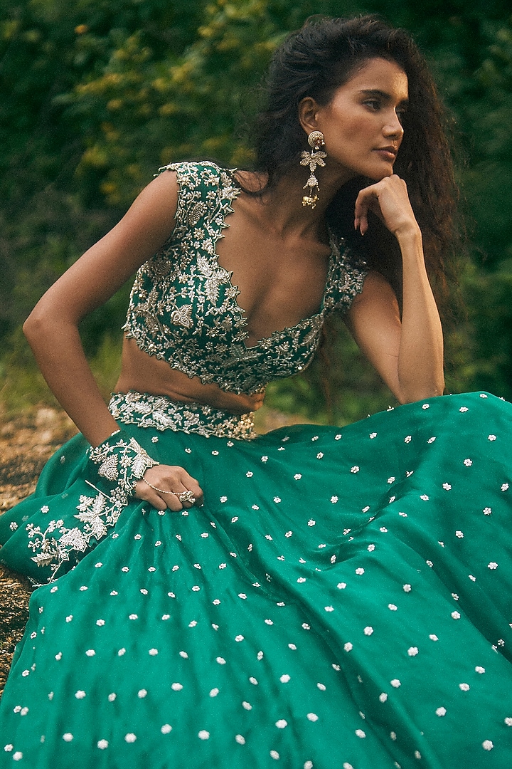 Emerald Green Organza Embroidered Bridal Lehenga Set by Anushree Reddy at Pernia's Pop Up Shop
