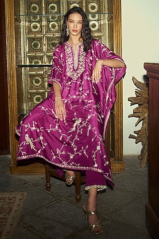 Magenta Dupion Silk Kaftan Set by Anushree Reddy