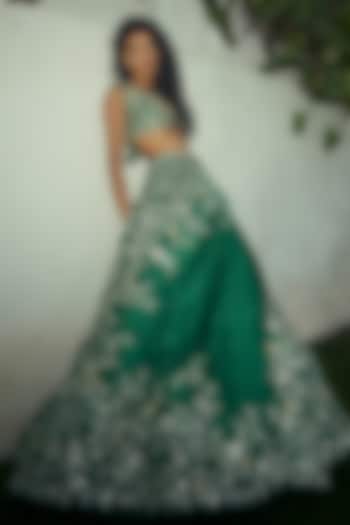 Emerald Green Organza Embroidered Bridal Lehenga Set by Anushree Reddy at Pernia's Pop Up Shop