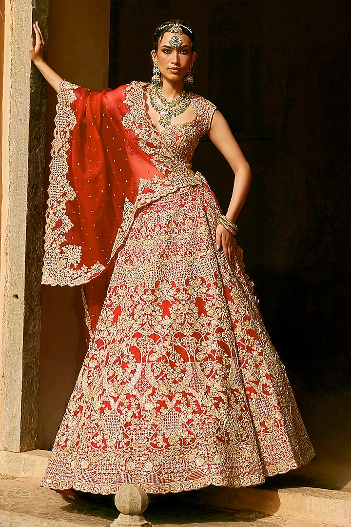 Red Organza Embroidered Bridal Lehenga Set by Anushree Reddy at Pernia's Pop Up Shop