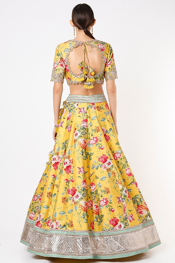 Yellow Embroidered & Printed Bridal Lehenga Set by Anushree Reddy at Pernia's Pop Up Shop