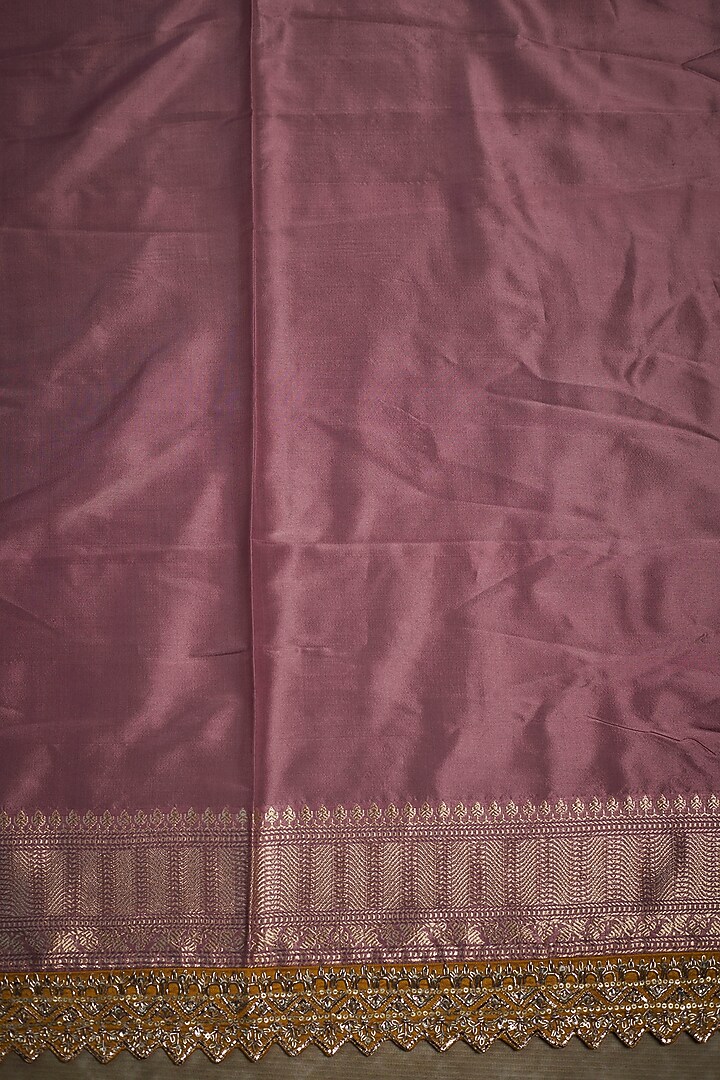 Mauve Banarasi Silk Zardosi Embroidered Bridal Saree Set by Anushree Reddy at Pernia's Pop Up Shop
