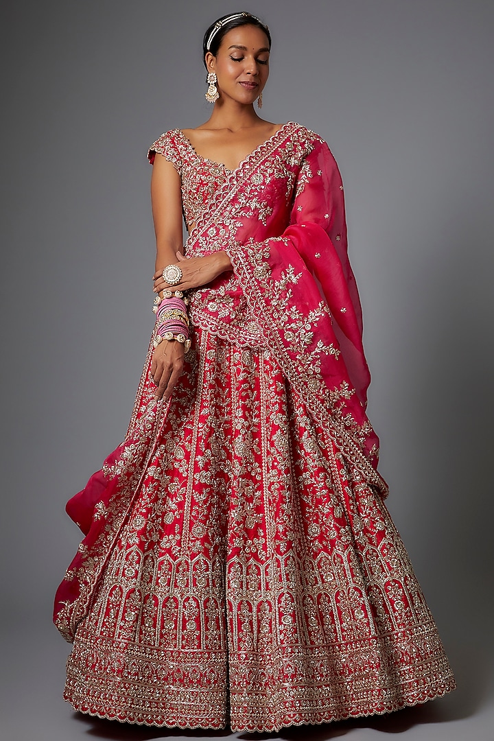 Red Raw Silk Embroidered Bridal Lehenga Set by Anushree Reddy at Pernia's Pop Up Shop