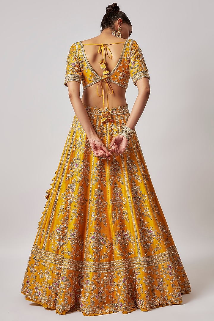 Yellow Raw Silk Embroidered Bridal Lehenga Set by Anushree Reddy at Pernia's Pop Up Shop