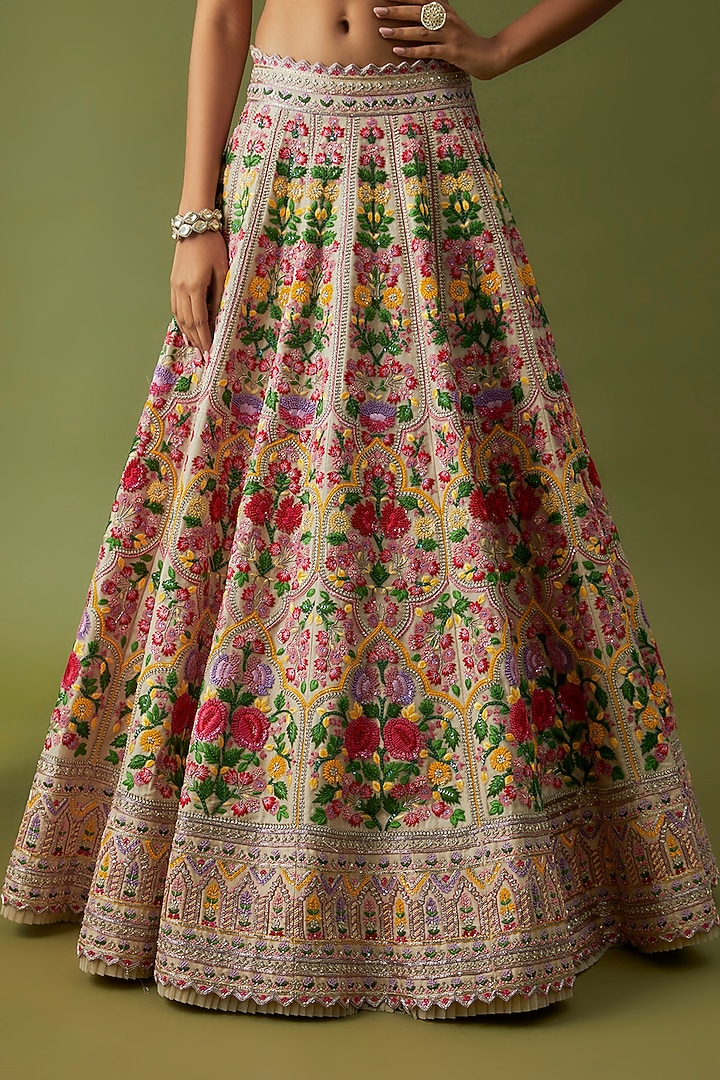 Pink Organza Embroidered Bridal Lehenga Set by Anushree Reddy at Pernia's Pop Up Shop