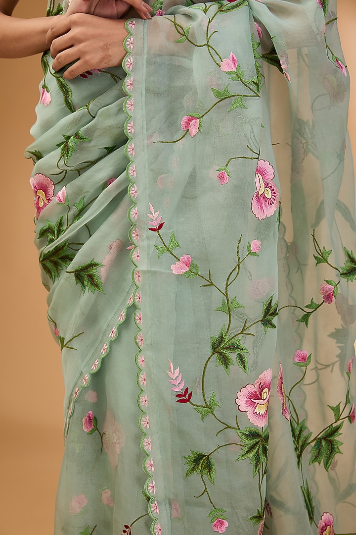 Sea Blue Organza Thread Hand & Machine Embroidered Bridal Saree Set by Anushree Reddy at Pernia's Pop Up Shop