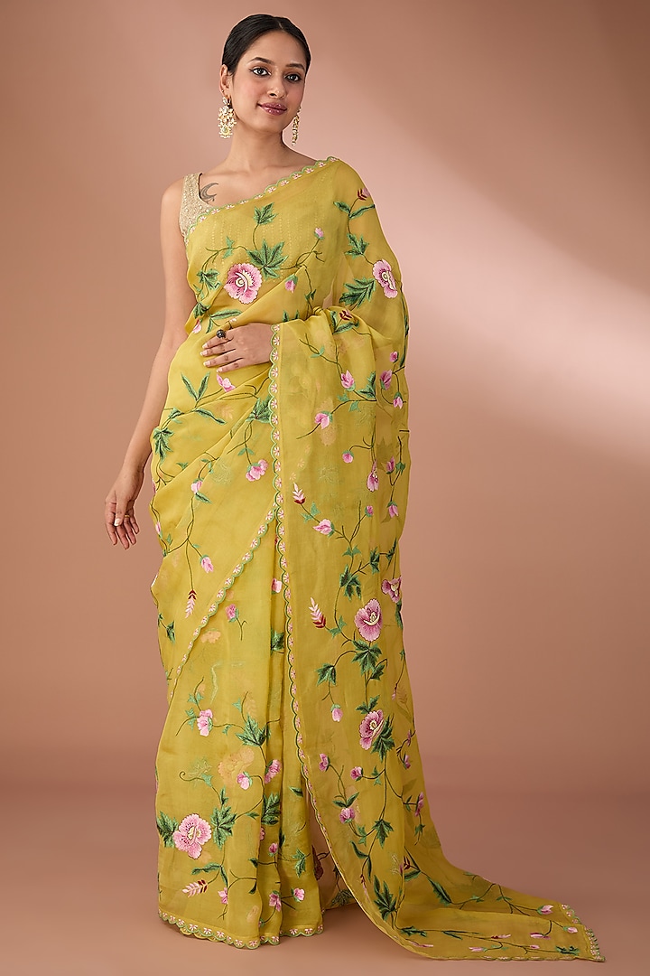 Yellow Organza Thread Embroidered Saree Set by Anushree Reddy at Pernia's Pop Up Shop