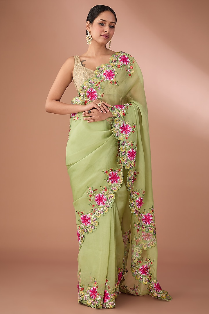 Green Organza Thread Embroidered Saree Set by Anushree Reddy at Pernia's Pop Up Shop