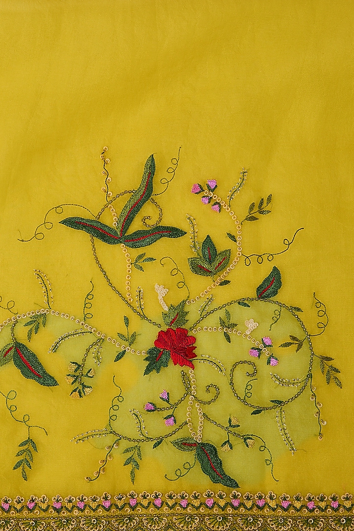 Yellow Organza Hand Embroidered Bridal Saree Set by Anushree Reddy at Pernia's Pop Up Shop