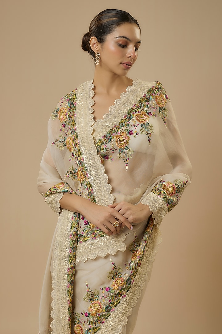 Ivory Organza Hand & Machine Embroidered Bridal Saree Set by Anushree Reddy at Pernia's Pop Up Shop