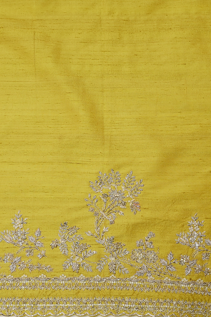 Yellow Organza Zardosi Hand Embroidered Bridal Saree Set by Anushree Reddy at Pernia's Pop Up Shop