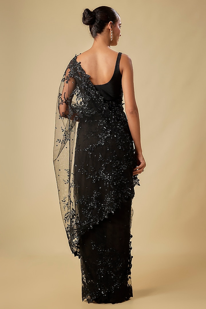 Black Net Cutdana Poth Hand Embroidered Bridal Saree Set by Anushree Reddy at Pernia's Pop Up Shop