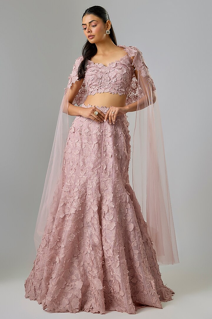 Blush Pink Organza Hand & Machine Embroidered Bridal Lehenga Set by Anushree Reddy at Pernia's Pop Up Shop