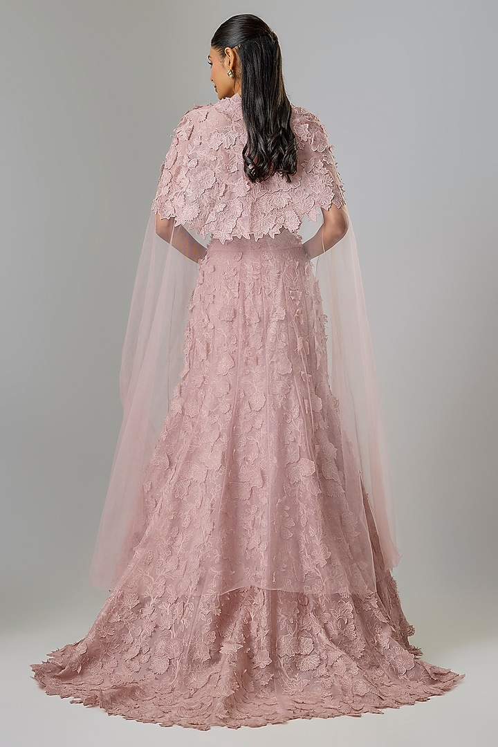 Blush Pink Organza Hand & Machine Embroidered Bridal Lehenga Set by Anushree Reddy at Pernia's Pop Up Shop