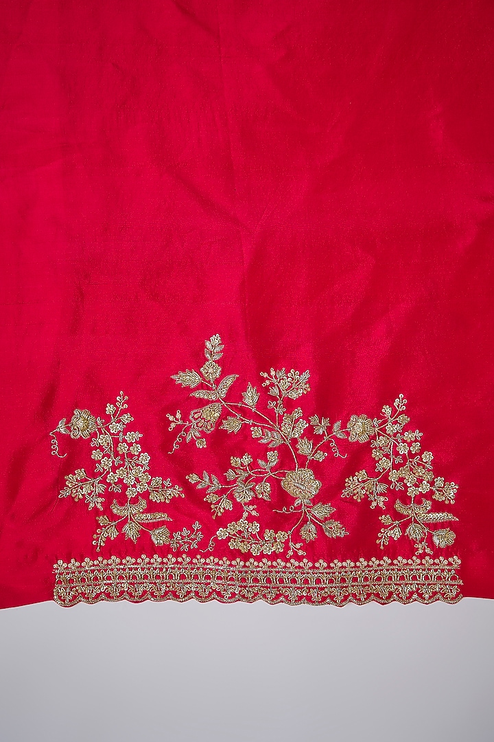 Red Organza Hand Embroidered Bridal Saree Set by Anushree Reddy at Pernia's Pop Up Shop