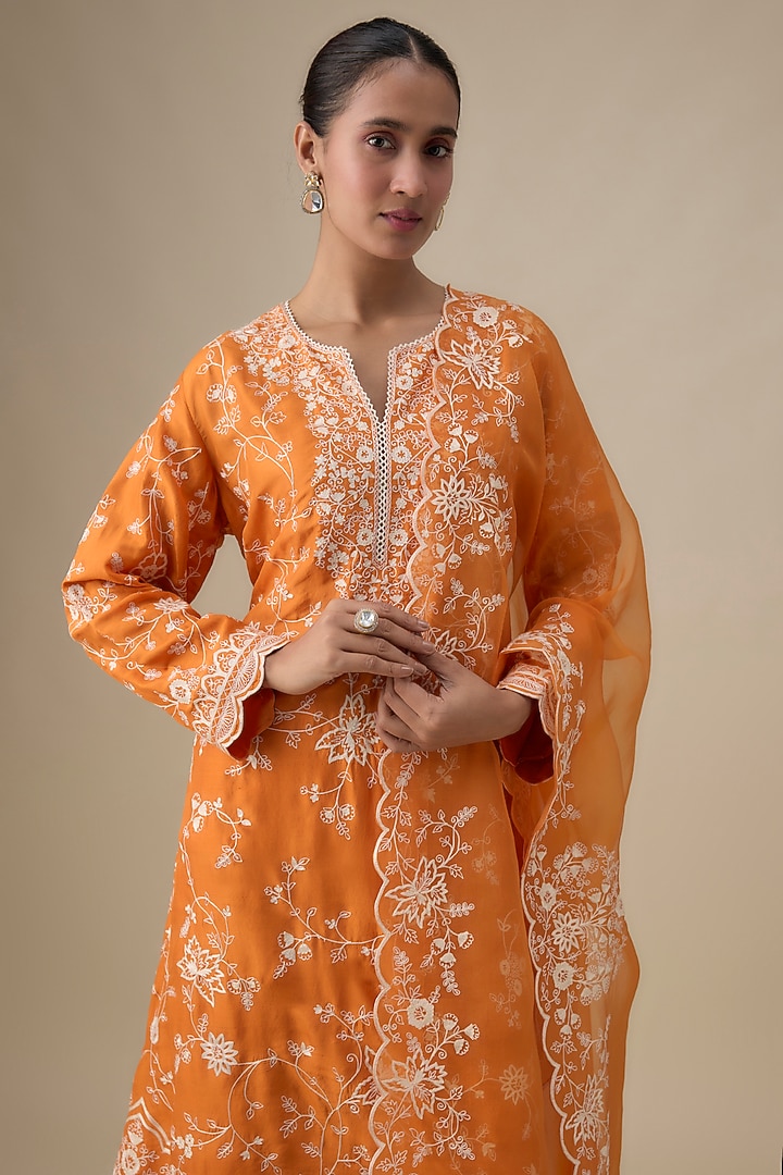 Orange Dupion Silk Aari Thread Work Kurta Set by Anushree Reddy at Pernia's Pop Up Shop