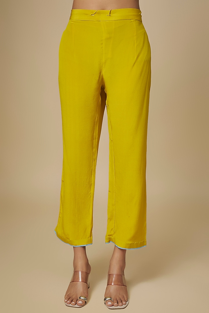 Lime Yellow Dupion Silk Hand Embroidered Kaftan Set by Anushree Reddy at Pernia's Pop Up Shop
