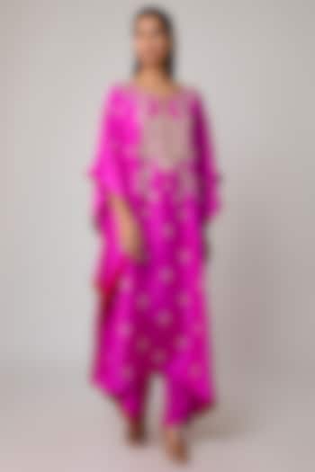 Hot Pink Dupion Silk Hand Embroidered Kaftan Set by Anushree Reddy at Pernia's Pop Up Shop