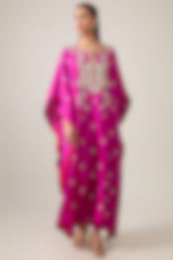 Magenta Dupion Silk Hand Embroidered Kaftan Set by Anushree Reddy at Pernia's Pop Up Shop