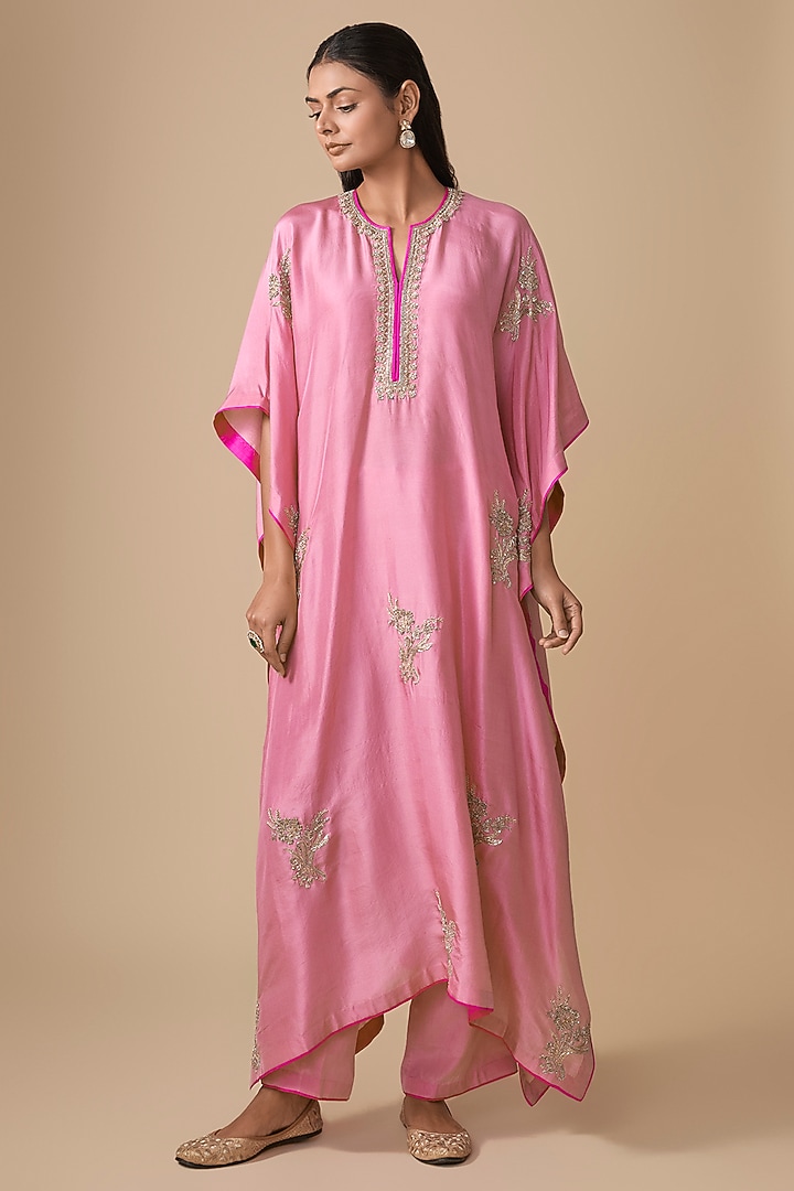 Pink Dupion Silk Boota Hand Embroidered Kaftan Set by Anushree Reddy at Pernia's Pop Up Shop