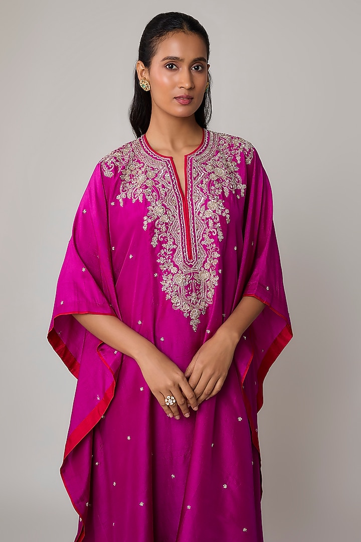 Magenta Dupion Silk Hand Embroidered Kaftan Set by Anushree Reddy at Pernia's Pop Up Shop