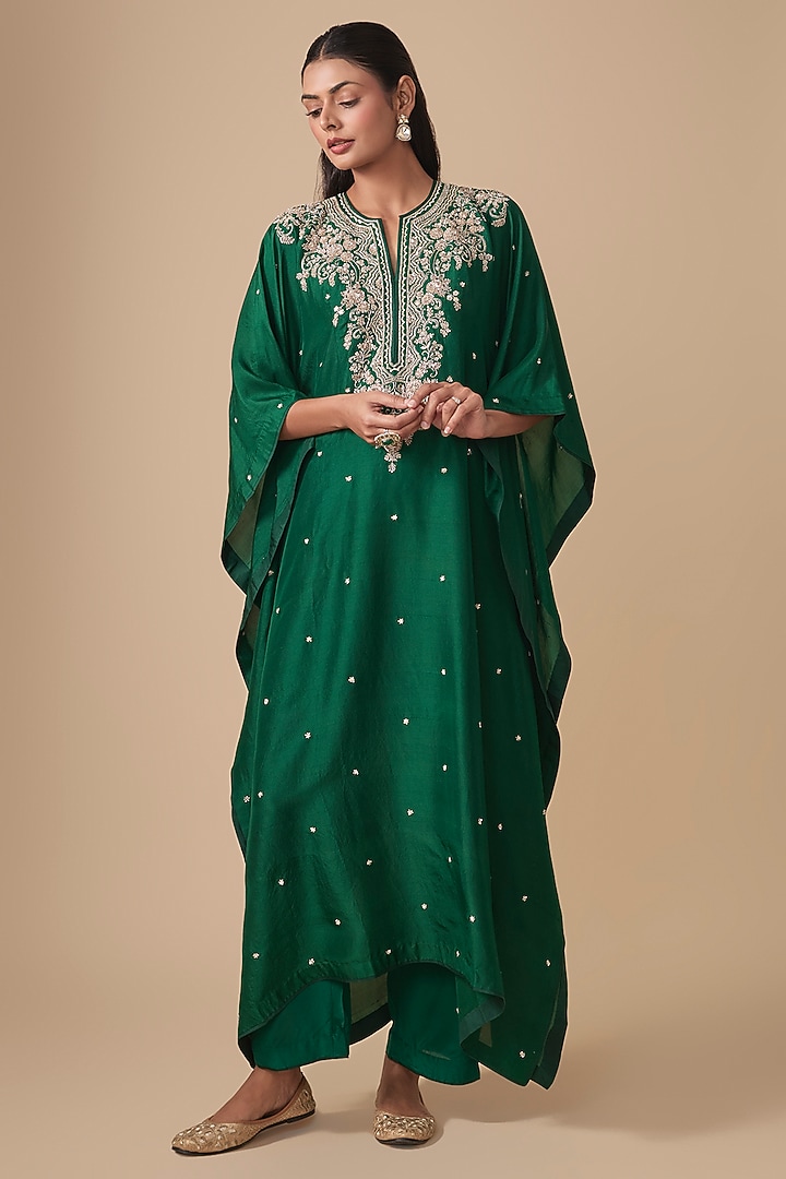 Emerald Green Dupion Silk Hand Embroidered Kaftan Set by Anushree Reddy at Pernia's Pop Up Shop