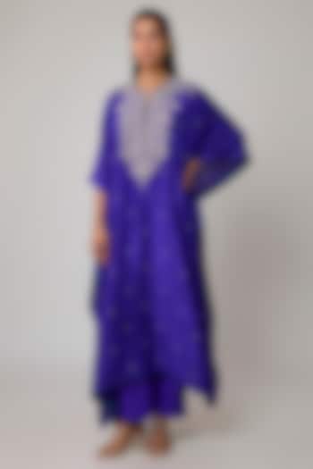 Ink Blue Dupion Silk Hand Embroidered Kaftan Set by Anushree Reddy at Pernia's Pop Up Shop