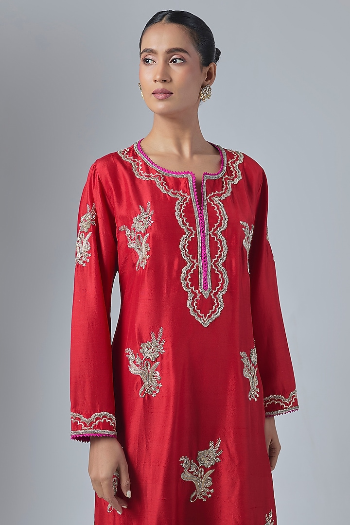 Red Dupion Silk Hand Embroidered Kurta Set by Anushree Reddy at Pernia's Pop Up Shop