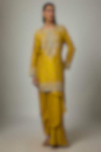 Yellow Dupion Silk Draped Skirt Set by Anushree Reddy at Pernia's Pop Up Shop